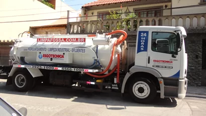 Caminhão limpa fossa limpa-fossa-empresas